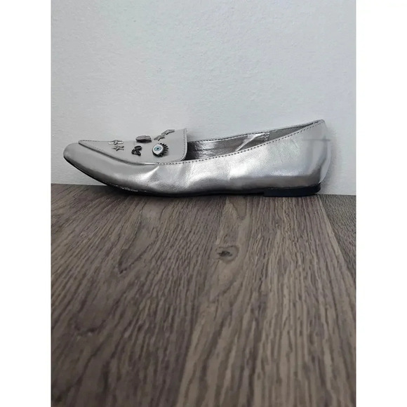 Rampage portia pins silver pointed toe loafer flats size 6.5 - Picture 15 of 16